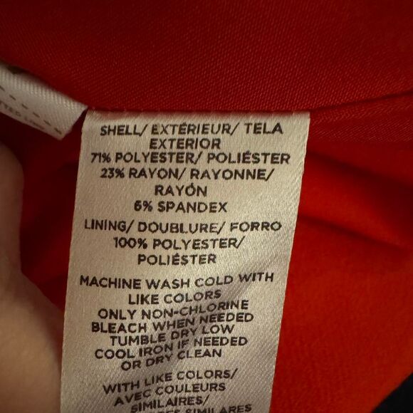 LOFT Women’s Red Mini Skirt Size 16 NWT Gold Button Detail Stretch Holiday - Picture 5 of 5